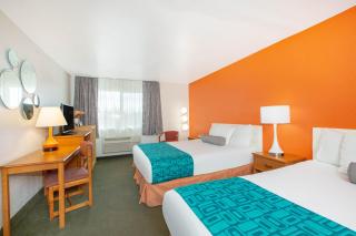 Howard Johnson by Wyndham Salem - 1