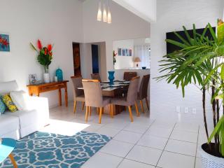 Espetacular Casa 3 SUÍTES cozinha varanda vista a passos da praia - 6