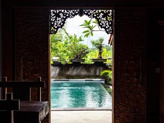 Fins Villa Medewi - 2