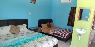 Mazza Nur Motel - Pantai Cenang - 1