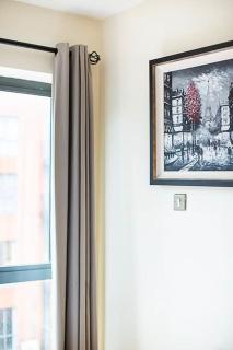 Spacious Belfast City Centre Duplex Apartment - 2
