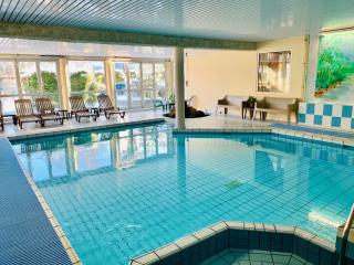 Hotel Restaurant Le Clos - Besse-et-Saint-Anastaise - 1