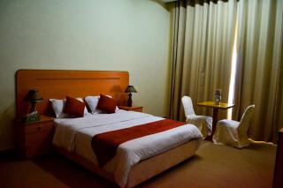 Leading Wings Beach Apartments - 2