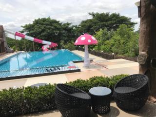 Sangchan Garden at Kaeng Krachan - 7