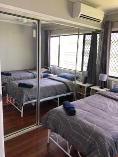 LOUISA - Townsville - 3