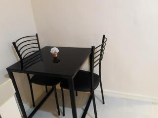 Tagaytay Happynest - 8