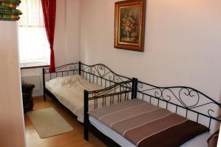 Ferienwohnung "Zur Alten Schule" Neuburxdorf - 2