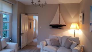 The Coach House Douglas - 5