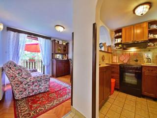 Comfy And Warm Ap With Balcony Surrounded With Beautiful Nature - Lovran - 8