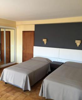 Hotel Nuevo Cachalote - 1