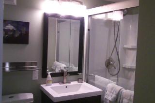 Boutique Style Apartment in the heart of SE - Portland - 3