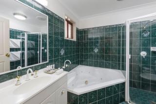 Best Western Ambassador Motor Inn & Apartments - 5