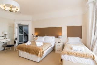 No 46 Marine Terrace - 7