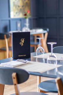 The Jacobean Hotel - 3