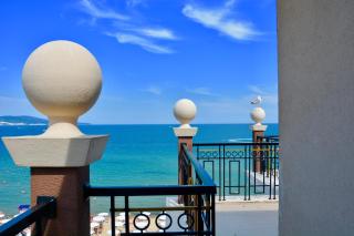 Golden Rainbow Beach Hotel - Sunny Beach - 2