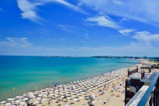 Golden Rainbow Beach Hotel - 5