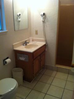 Golden Chain Motel - Grass Valley - 4