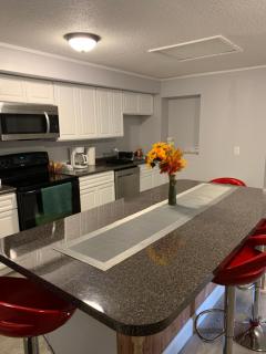 Large Home Accommodates up to 15 in Niagara Falls USA - Niagara Falls - 8
