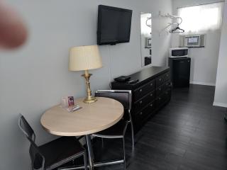 Hilltop Motel - Kingston - 7