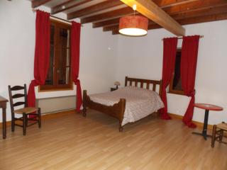 Gîte l'Antre Vous - Saint-Philippe-dʼAiguille - 4