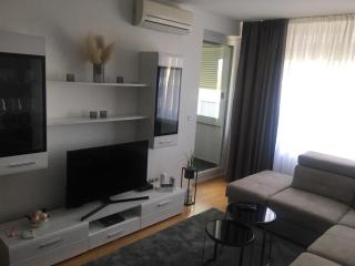 Apartment Queen - 5