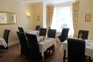 Chilterns Guest House - Llandudno - 2