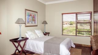 House Haven Guesthouse - 3