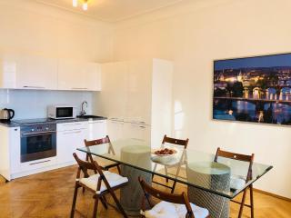 Royal Road Residence II - Prague - 2