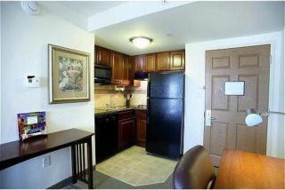 Staybridge Suites Indianapolis Downtown-Convention Center by IHG - Indianapolis - 6