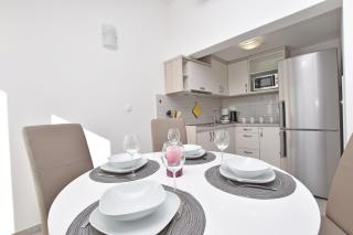 Apartments Danolic - Pisak - 1