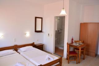 Raph's Studios-Apts By The Sea - Agia Marina Nea Kydonias - 1
