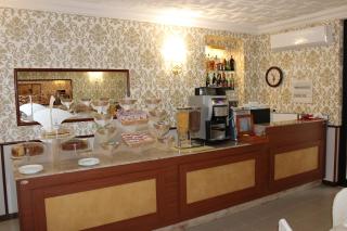 Hotel Nespolo D'Oro - Lariano - 1