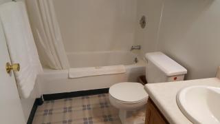 Borealis Inn - 8