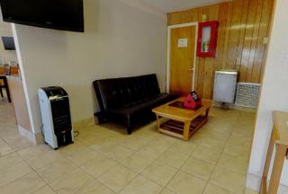 Americas Best Value Inn & Suites Macon at Eisenhower Pkwy - 4