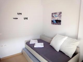 Polychrono Nikos Apartment - 1