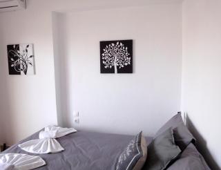 Polychrono Nikos Apartment - 3