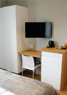 Oceans Guest House & Luxurious Apartments - 1