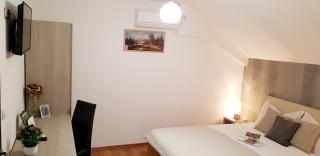 Rooms Velo - Korenica - 2
