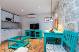 Historical Old town apartments - 0