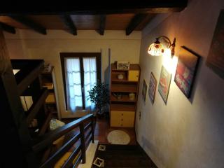 Alex's Home - Crone - 4