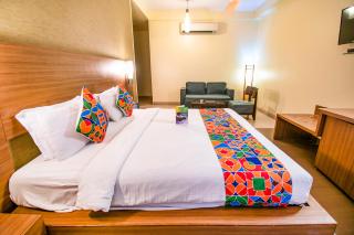 Hotel Sadanand Regency - Pune - 1