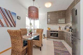 Romantic Oasis Apartments - 4