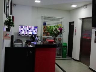 Hotel America 52 - 4