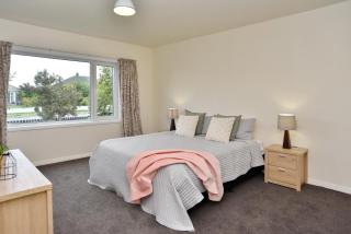 Weston Villa - Spacious & family Friendly - Bookahome - Christchurch - 3