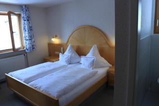 Hotel Bellevue - Riezlern - 3