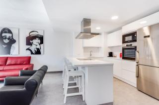 by RIVA - Gorgeous 2 Bedroom Apartment in Centre of Puerto Banus - Marbella - 5