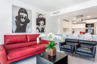 by RIVA - Gorgeous 2 Bedroom Apartment in Centre of Puerto Banus - Marbella - 9