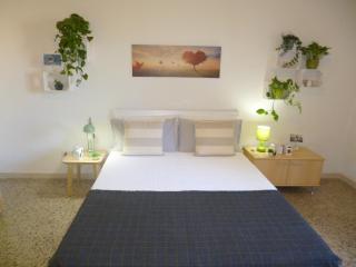 EcoBoutique house, self check-in - free car parking - Cagliari - 3