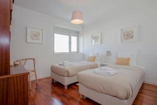 Liiiving in Porto | Bright Light Apartment - Porto - 8