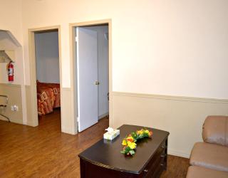 Centre Suite Inns Motel - Bonnyville - 1